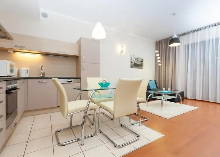 Baltic Park 24 Spacious Parking شقة سفينويتشي